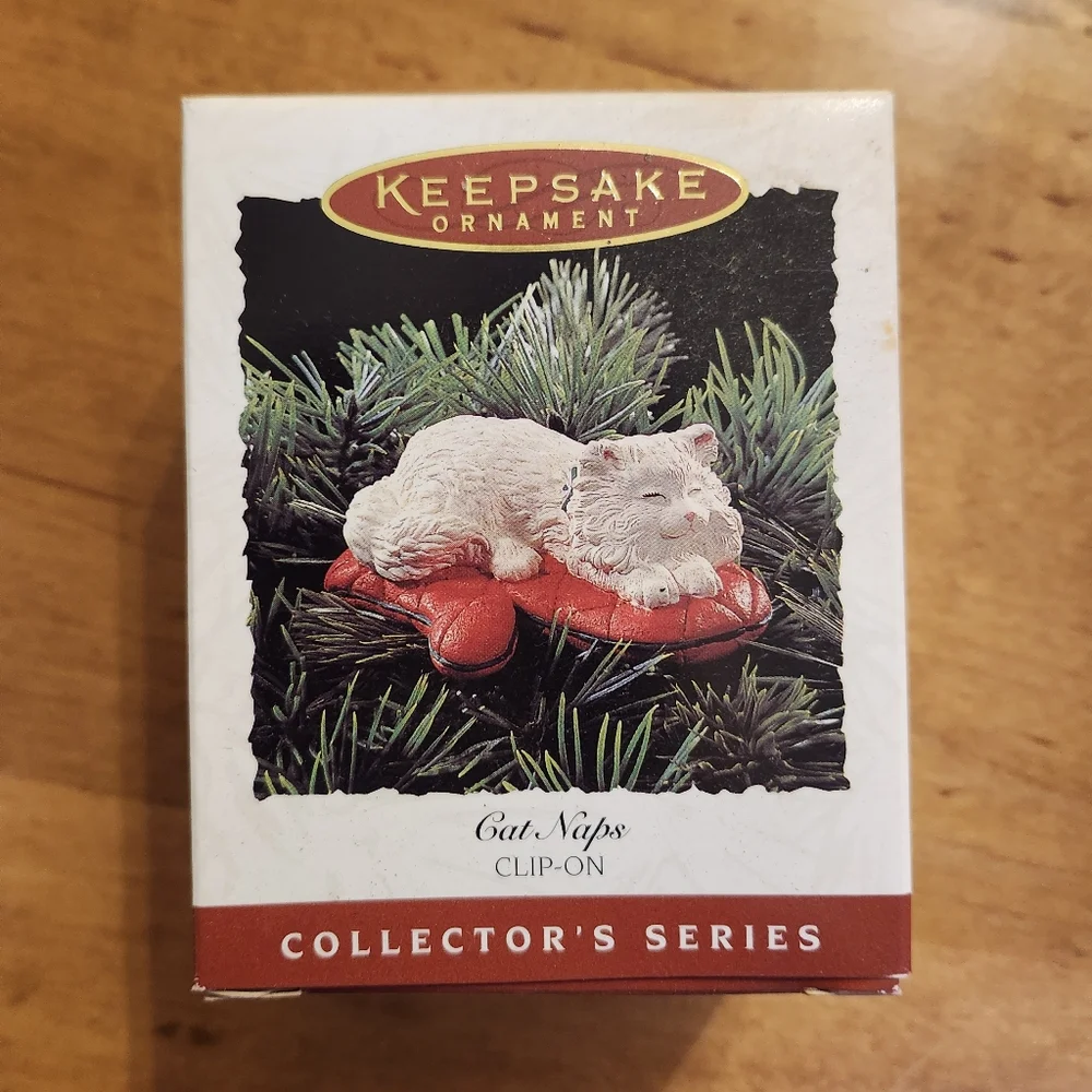 Hallmark Keepsake Cat Ornament New Old Stock Dated 1995 - Picture 1 of 8